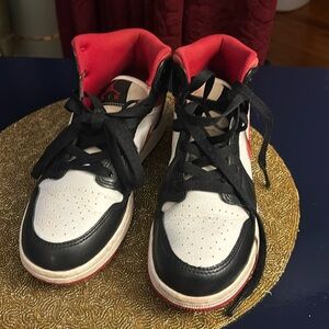 Good Condition Air Jordan! Size 4.5